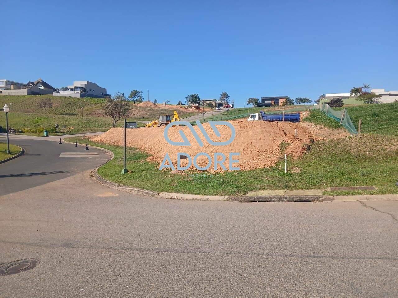 Terreno à venda no Condomínio Campos de Santo Antônio II: 