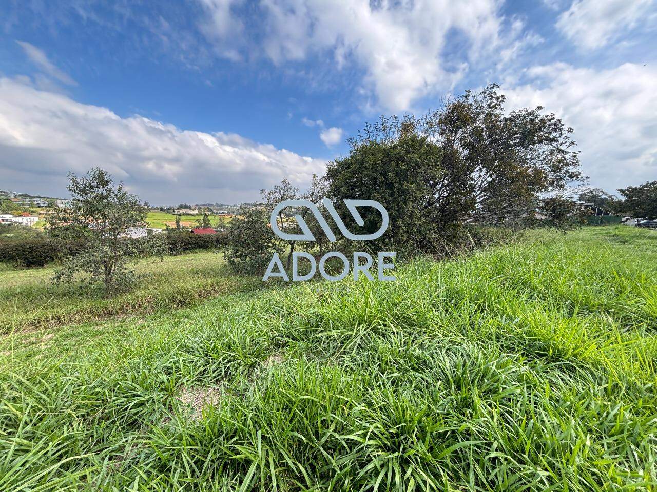 Terreno à venda no Condomínio Terras de São José II : 