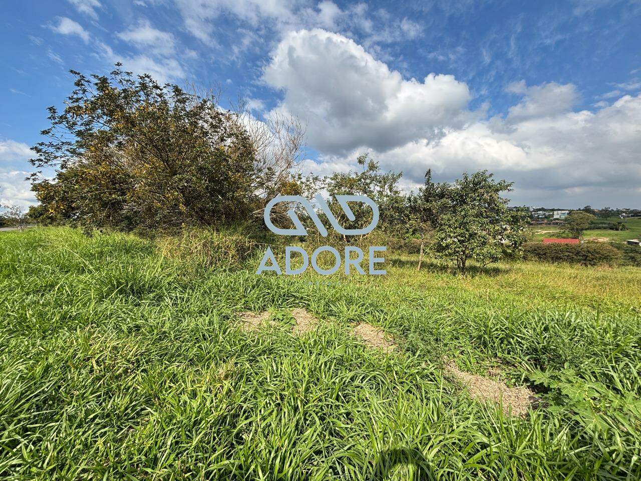 Terreno à venda no Condomínio Terras de São José II : 