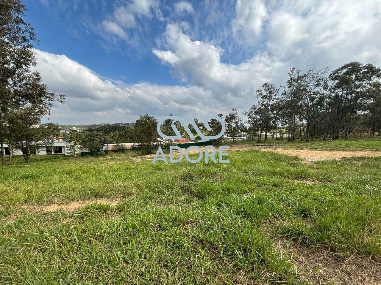 Terreno à venda no Condomínio Terras de São José II : 