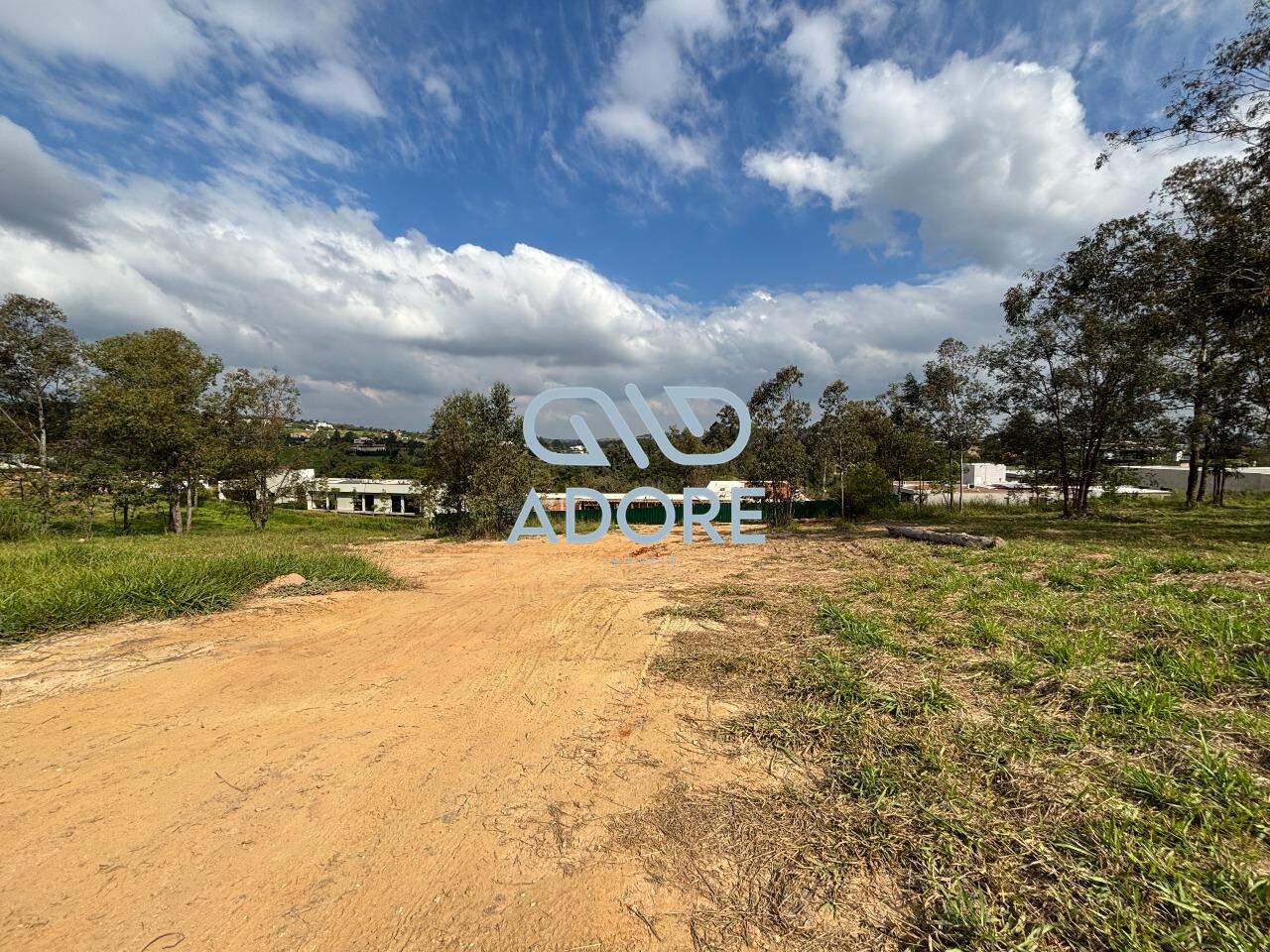 Terreno à venda no Condomínio Terras de São José II : 