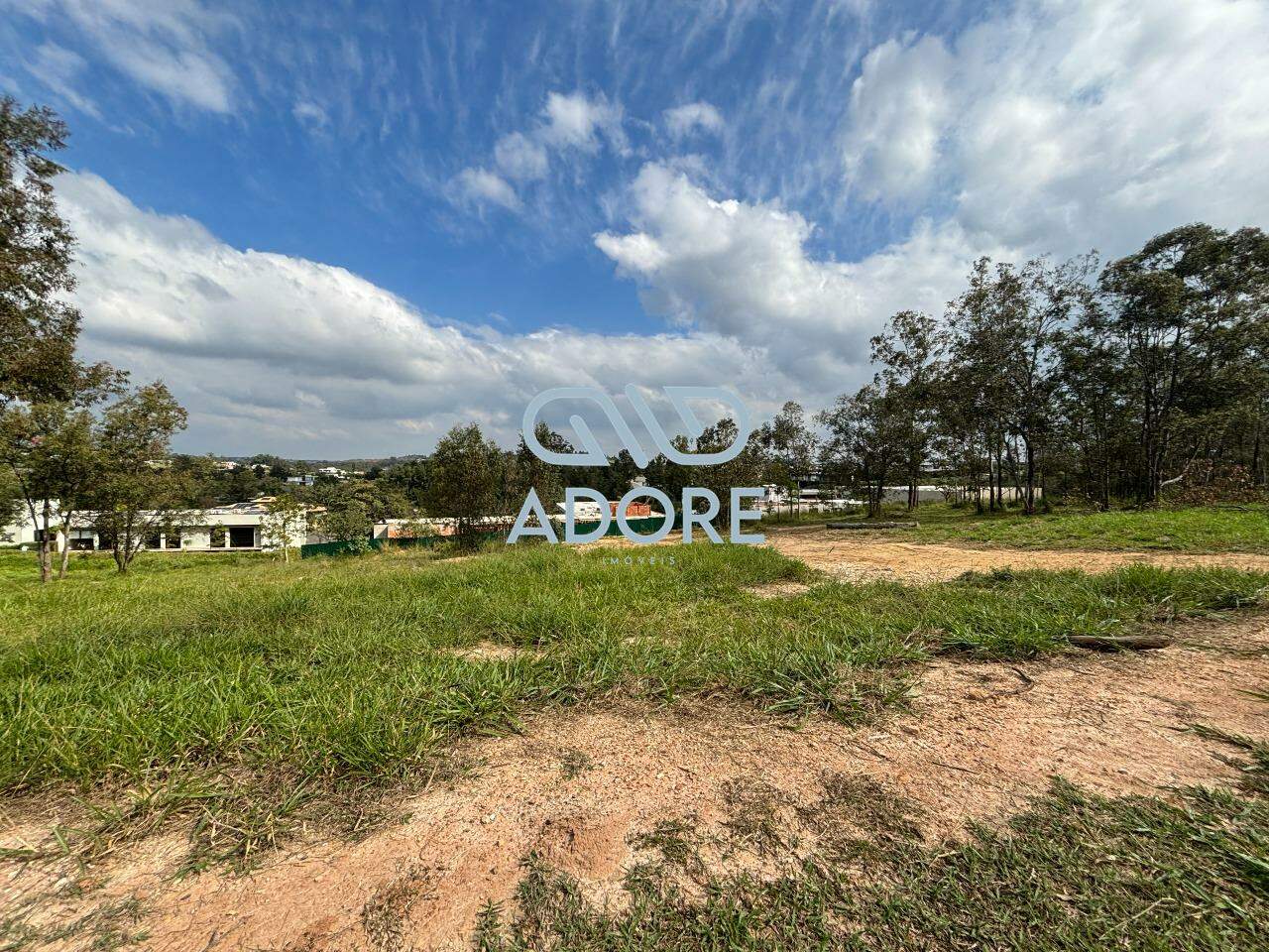 Terreno à venda no Condomínio Terras de São José II : 