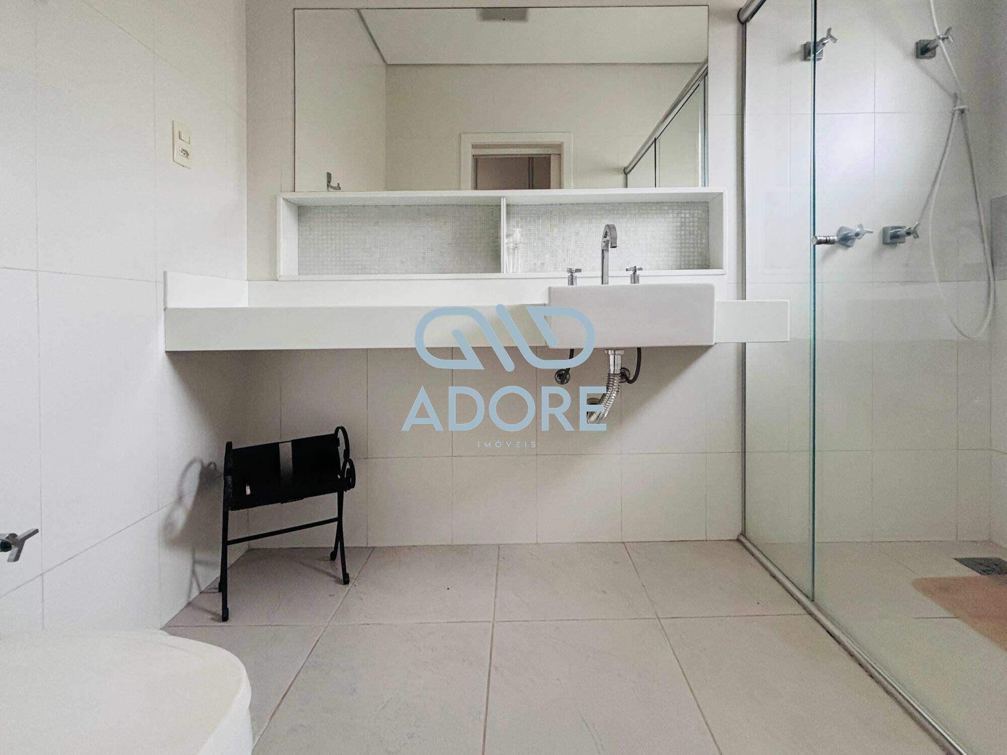 Casa de Condomínio para aluguel no Condomínio Theodora : 