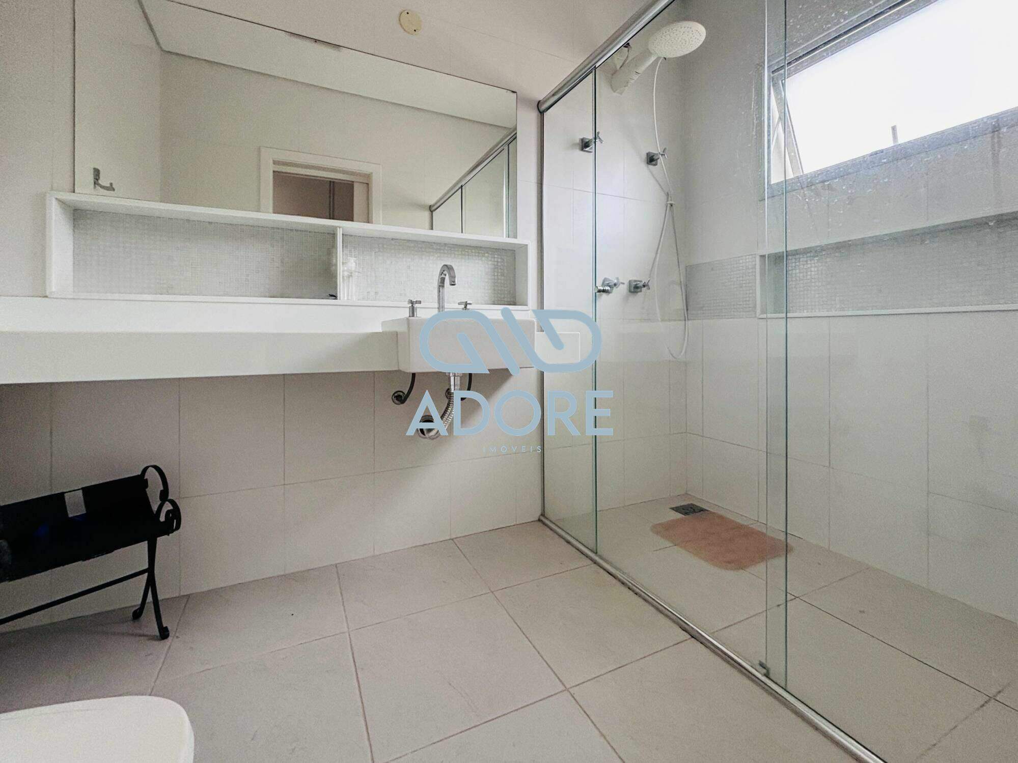 Casa de Condomínio para aluguel no Condomínio Theodora : 