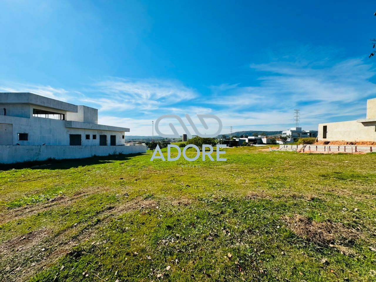 Terreno à venda no Condomínio Campos de Santo Antônio II: 