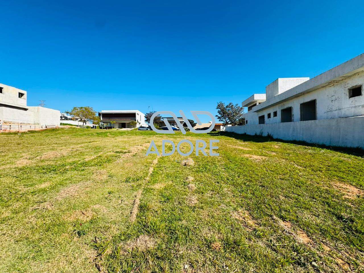 Terreno à venda no Condomínio Campos de Santo Antônio II: 