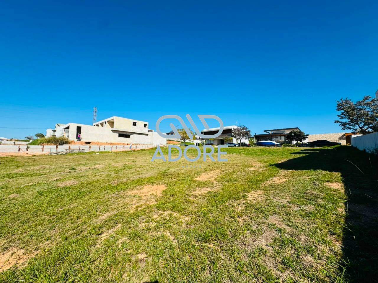 Terreno à venda no Condomínio Campos de Santo Antônio II: 