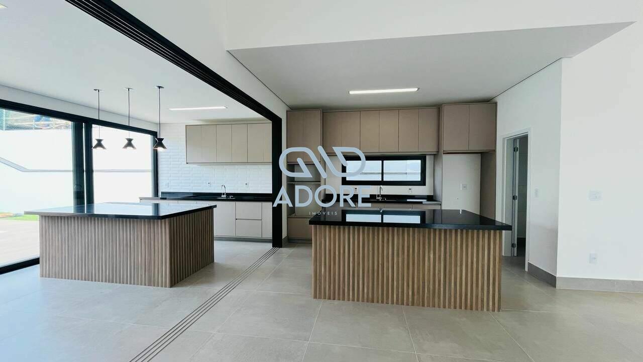 Casa de Condomínio à venda no Condomínio Campos de Santo Antônio II: 