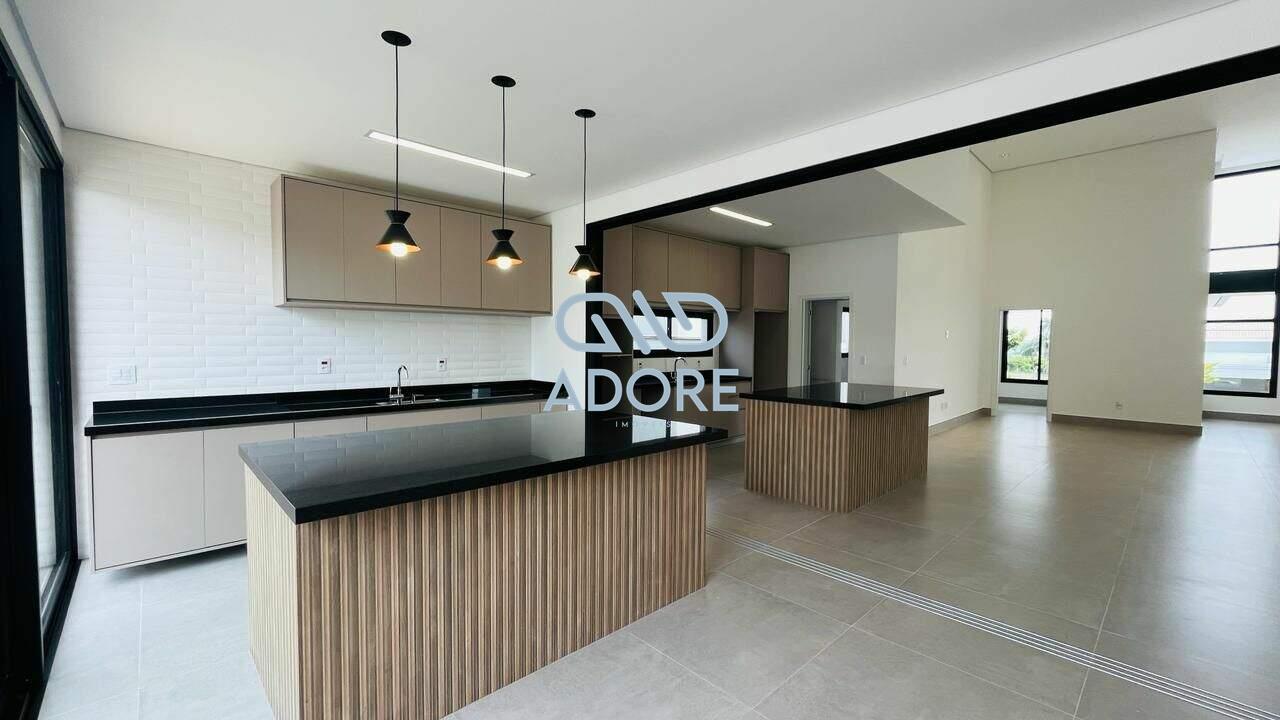 Casa de Condomínio à venda no Condomínio Campos de Santo Antônio II: 