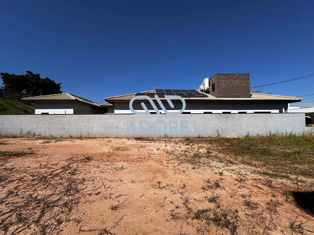 Terreno à venda no Condomínio Portal dos Bandeirantes: 