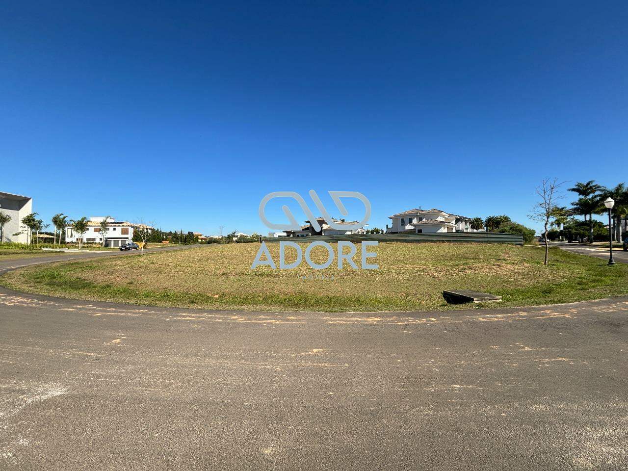 Terreno à venda no Condomínio Terras de São José II : 
