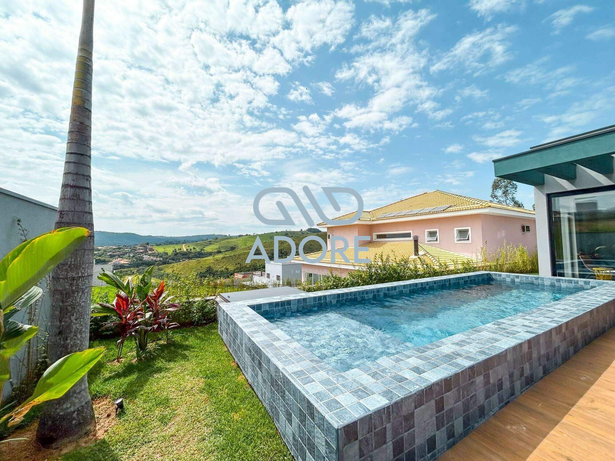 Casa de Condomínio à venda no Condomínio Campos de Santo Antônio II: 