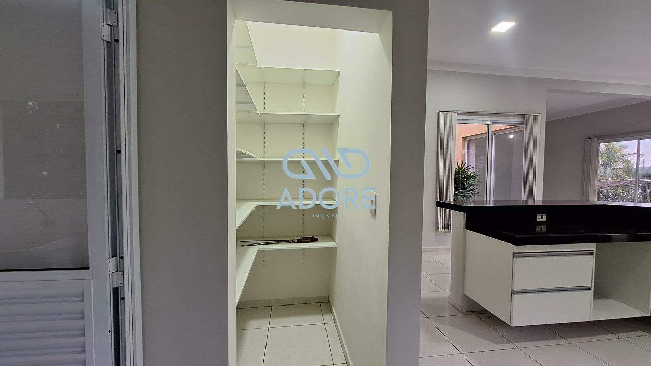 Casa de Condomínio para aluguel no Condomínio Portal dos Bandeirantes: 
