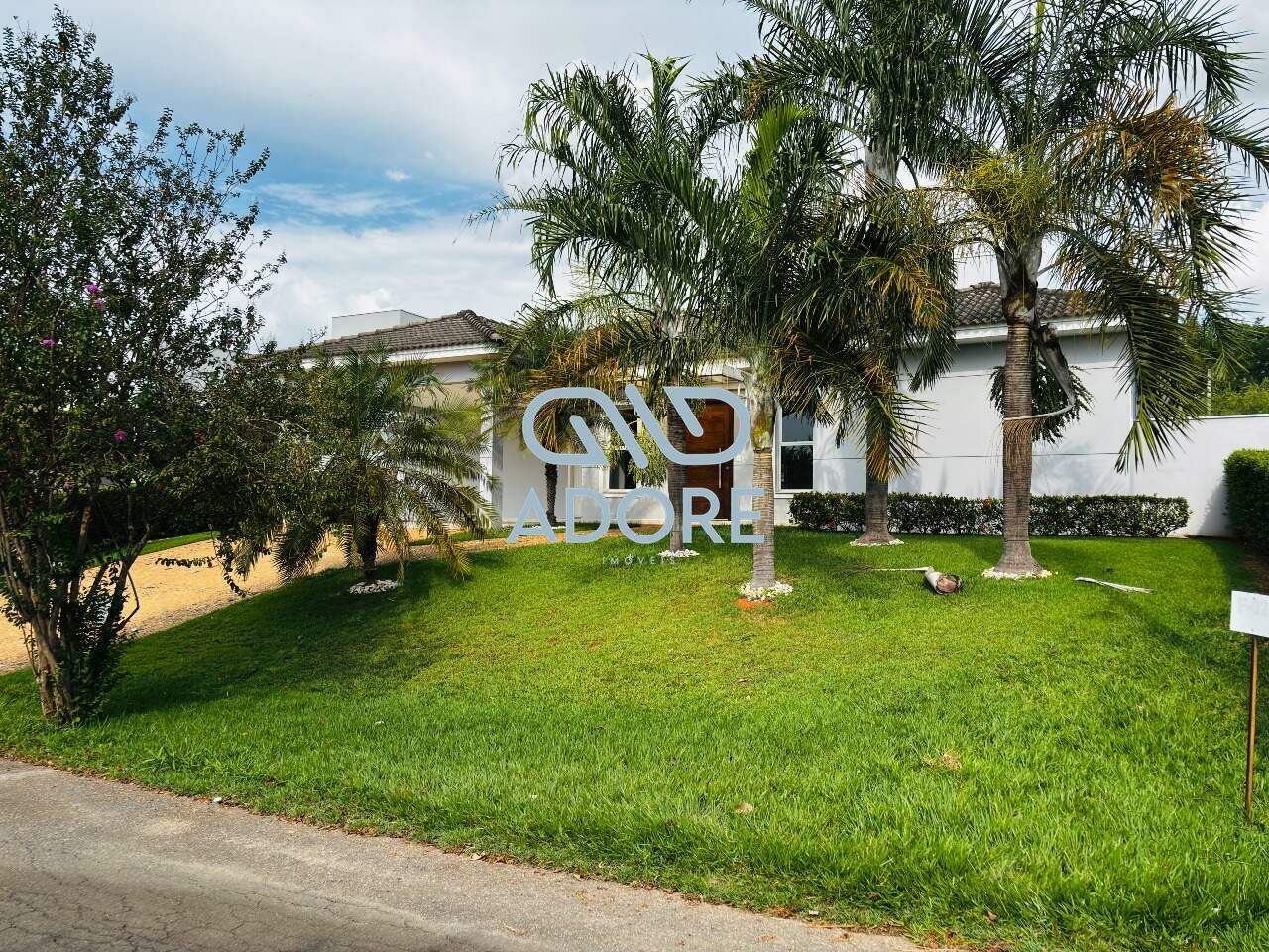 Casa de Condomínio à venda no Condomínio Palmeiras Imperiais: 