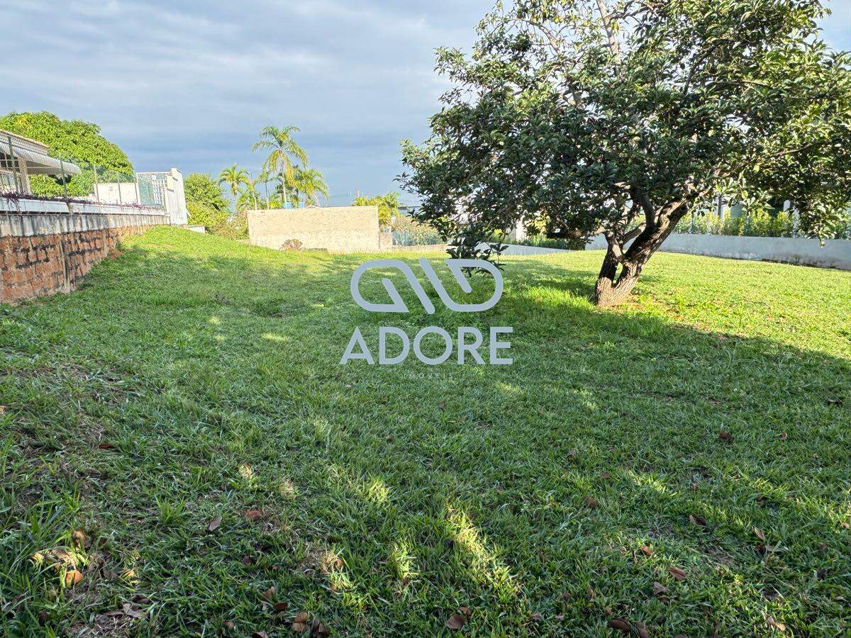 Terreno à venda no Condomínio Terras de Mont Serrat: 