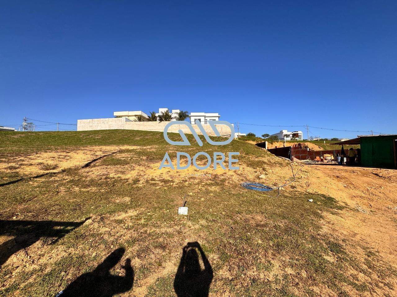 Terreno à venda no Condomínio Mirante dos Ipês: 