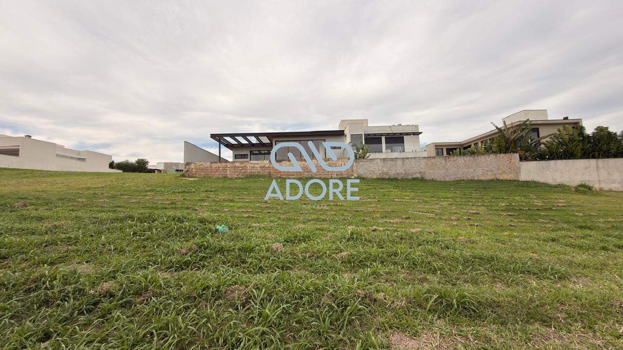 Terreno à venda no Condomínio Villas do Golfe: 