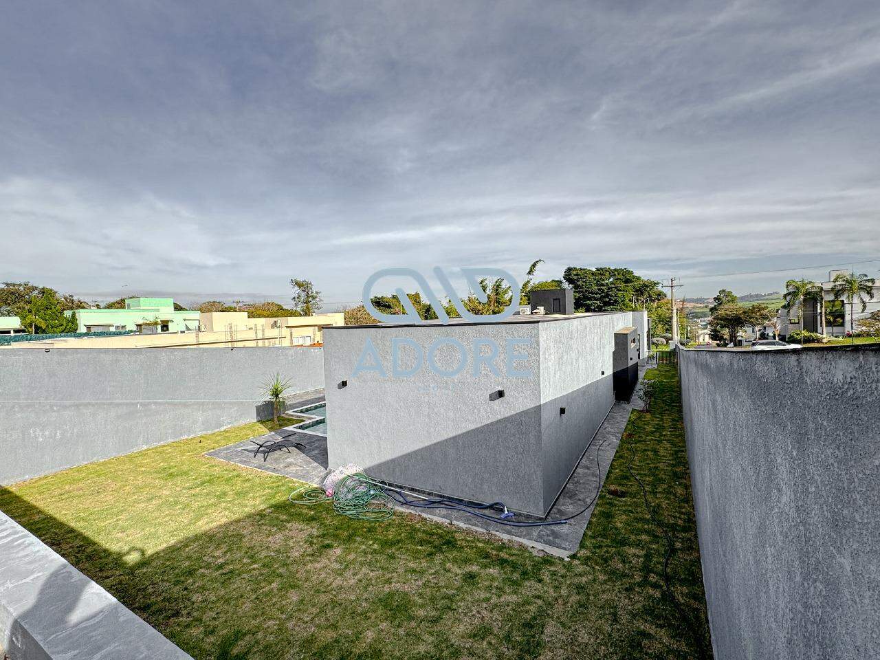 Casa de Condomínio à venda no Condomínio Terras de Mont Serrat: 