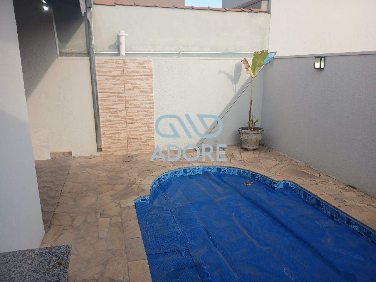 Casa de Condomínio para aluguel no Condomínio Ilha das Aguas: 