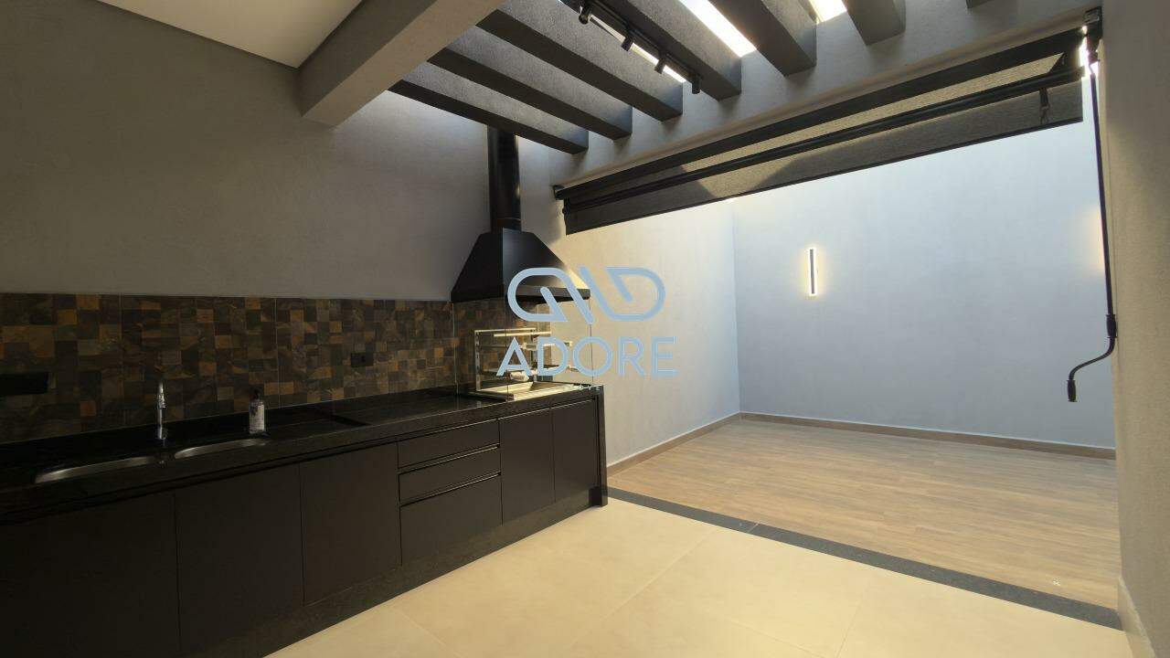 Casa de Condomínio à venda no Condomínio Village Moutonnée: 