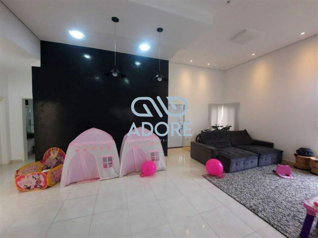 Casa de Condomínio à venda no Condomínio Chácara Flora : 