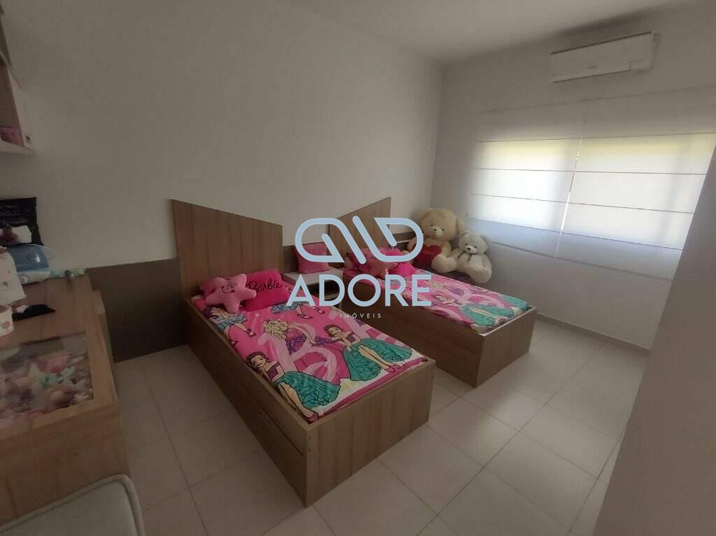 Casa de Condomínio à venda no Condomínio Chácara Flora : 