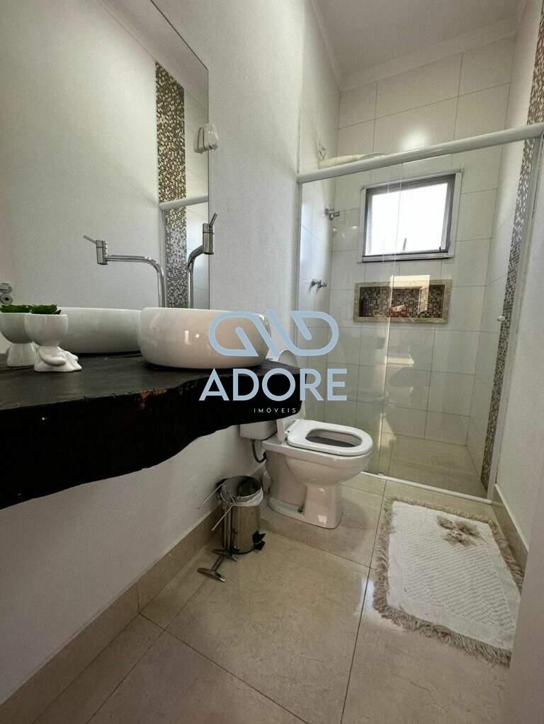 Casa de Condomínio à venda no Condomínio Chácara Flora : 