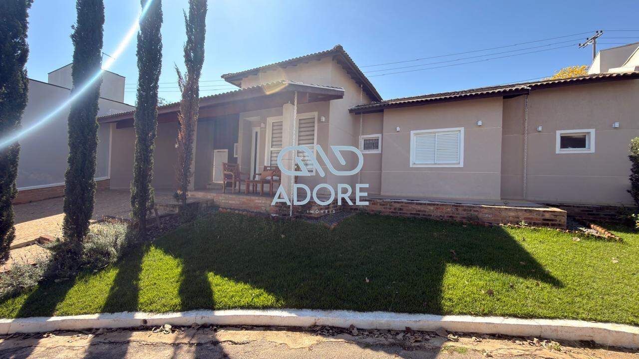 Casa de Condomínio à venda no Condomínio Parque do Varvito : 