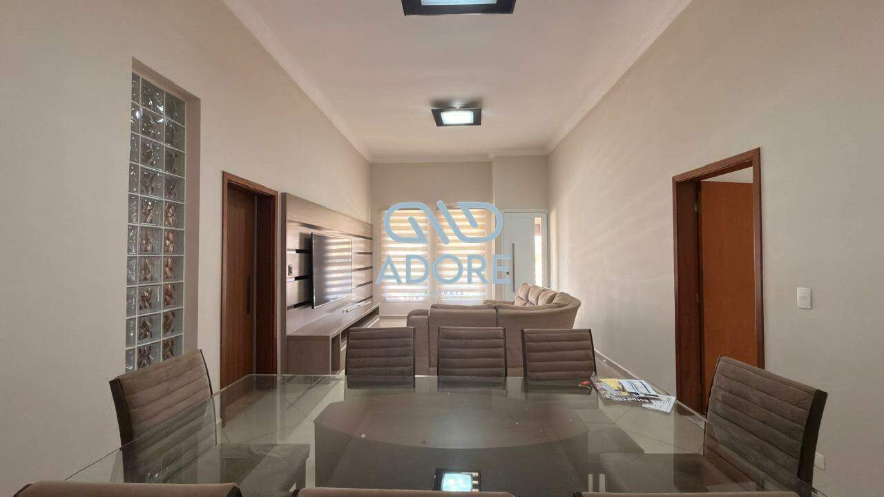 Casa de Condomínio à venda no Condomínio Parque do Varvito : 