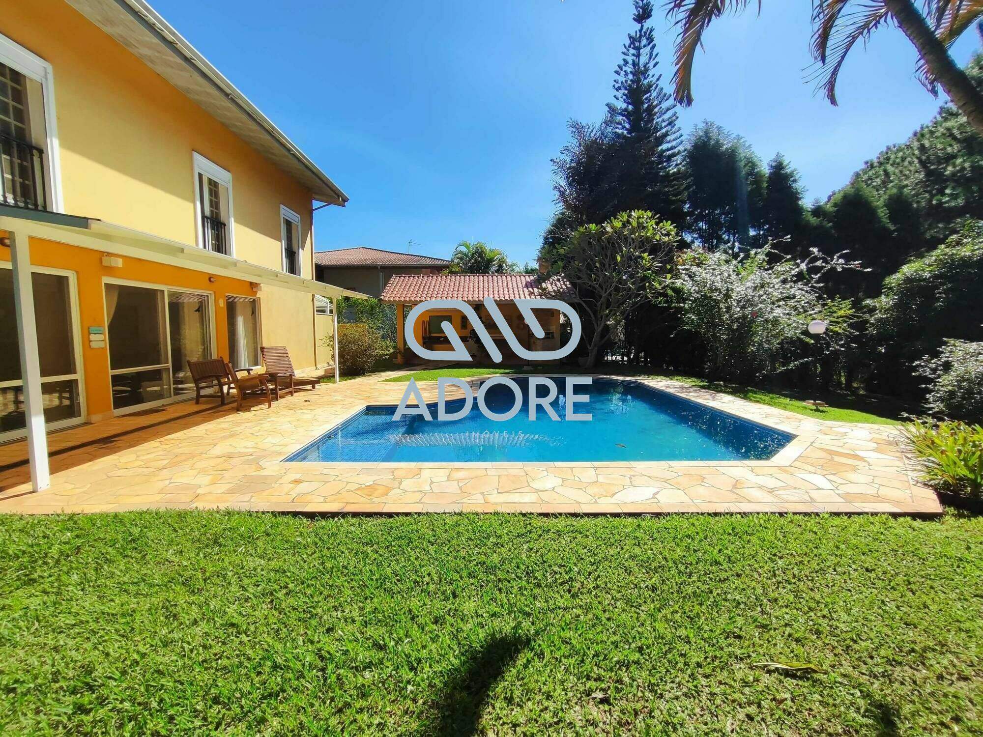 Casa de Condomínio à venda no Condomínio Chácara Flora : 