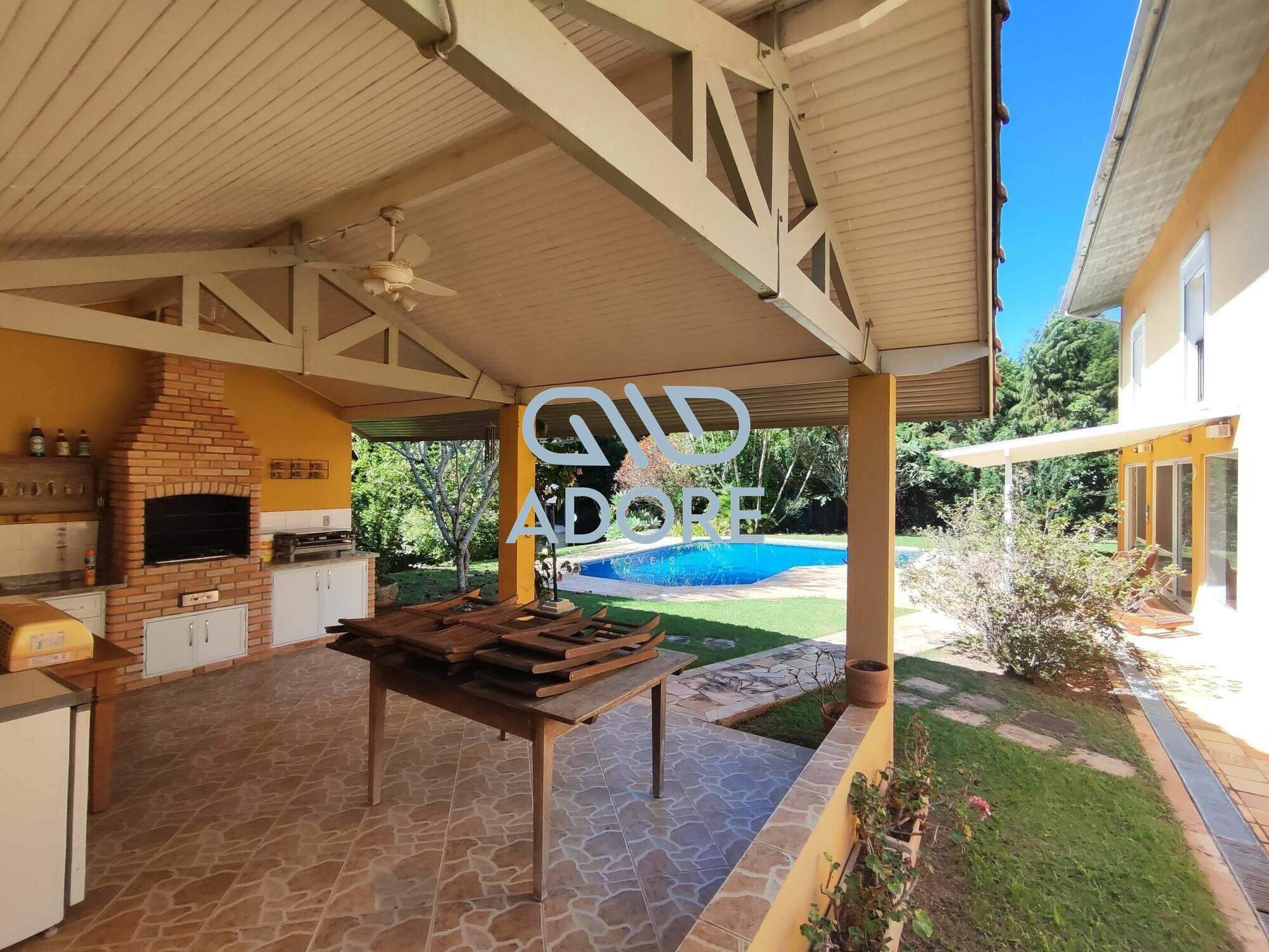 Casa de Condomínio à venda no Condomínio Chácara Flora : 