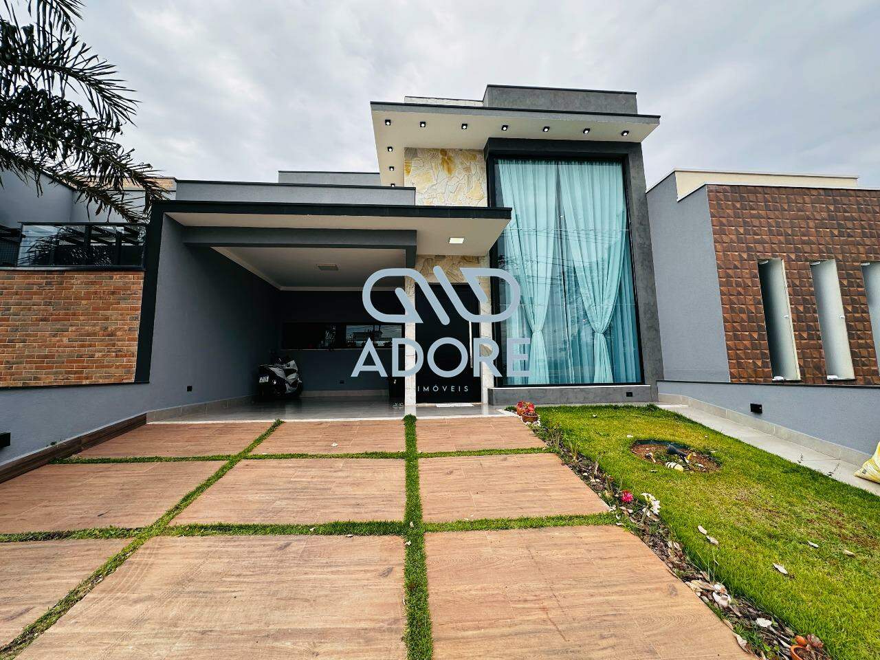 Casa de Condomínio à venda no Condomínio Village Moutonnée: 