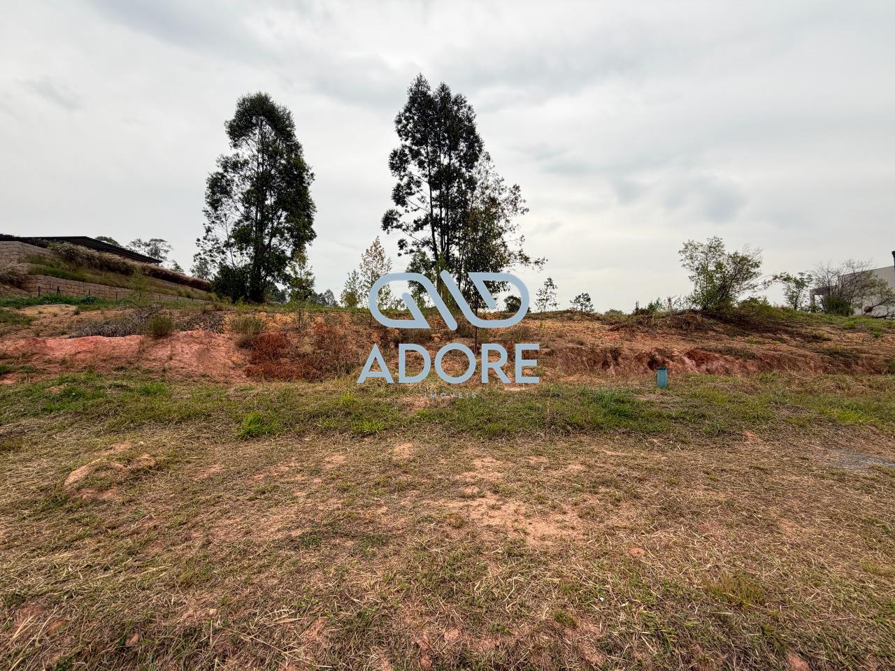 Terreno à venda no Condomínio Terras de São José II : 