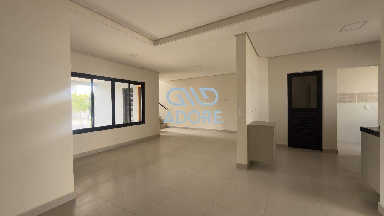 Casa de Condomínio à venda no Condomínio Village Moutonnée: 