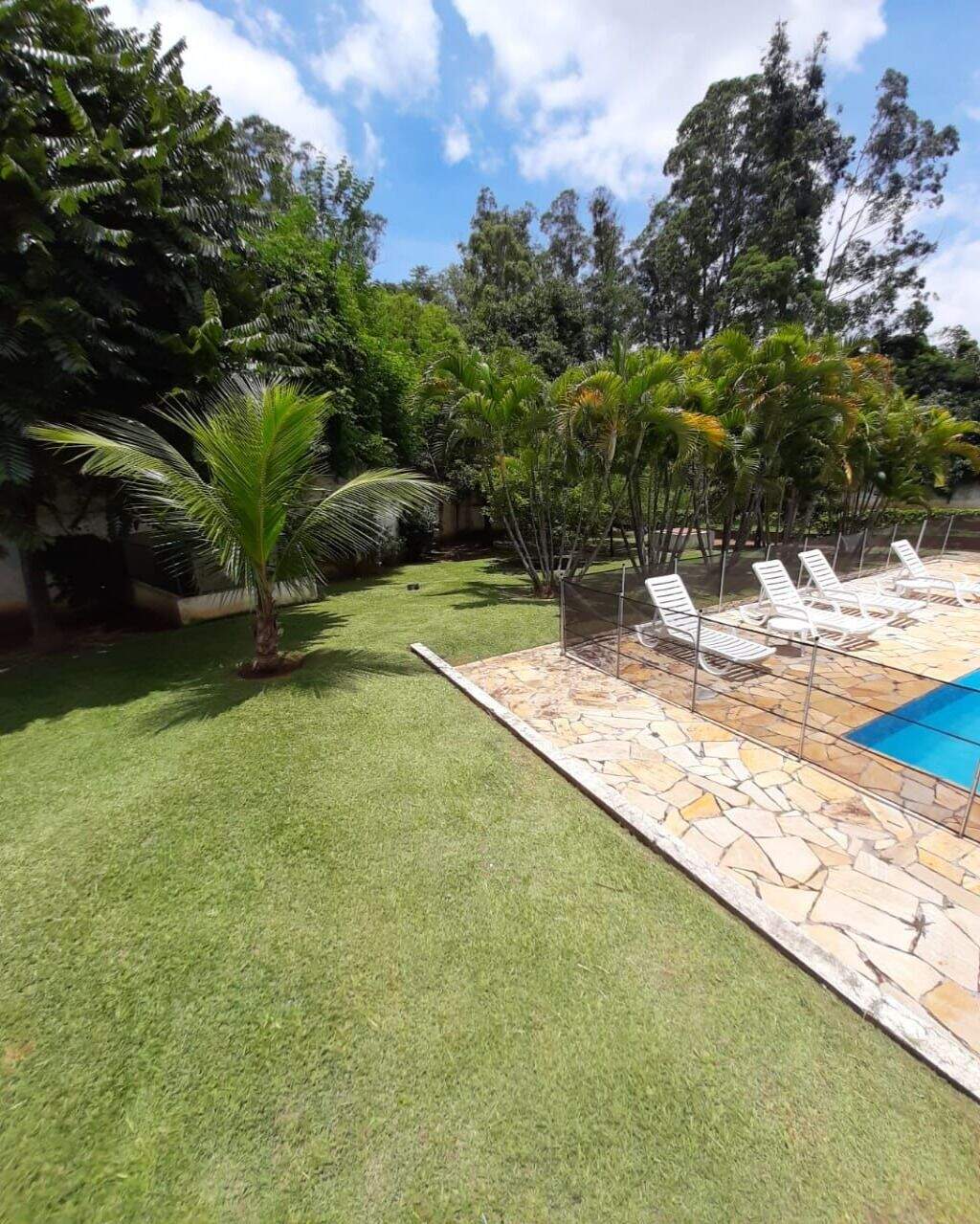 Casa de Condomínio à venda no Condomínio Chácara Flora : 