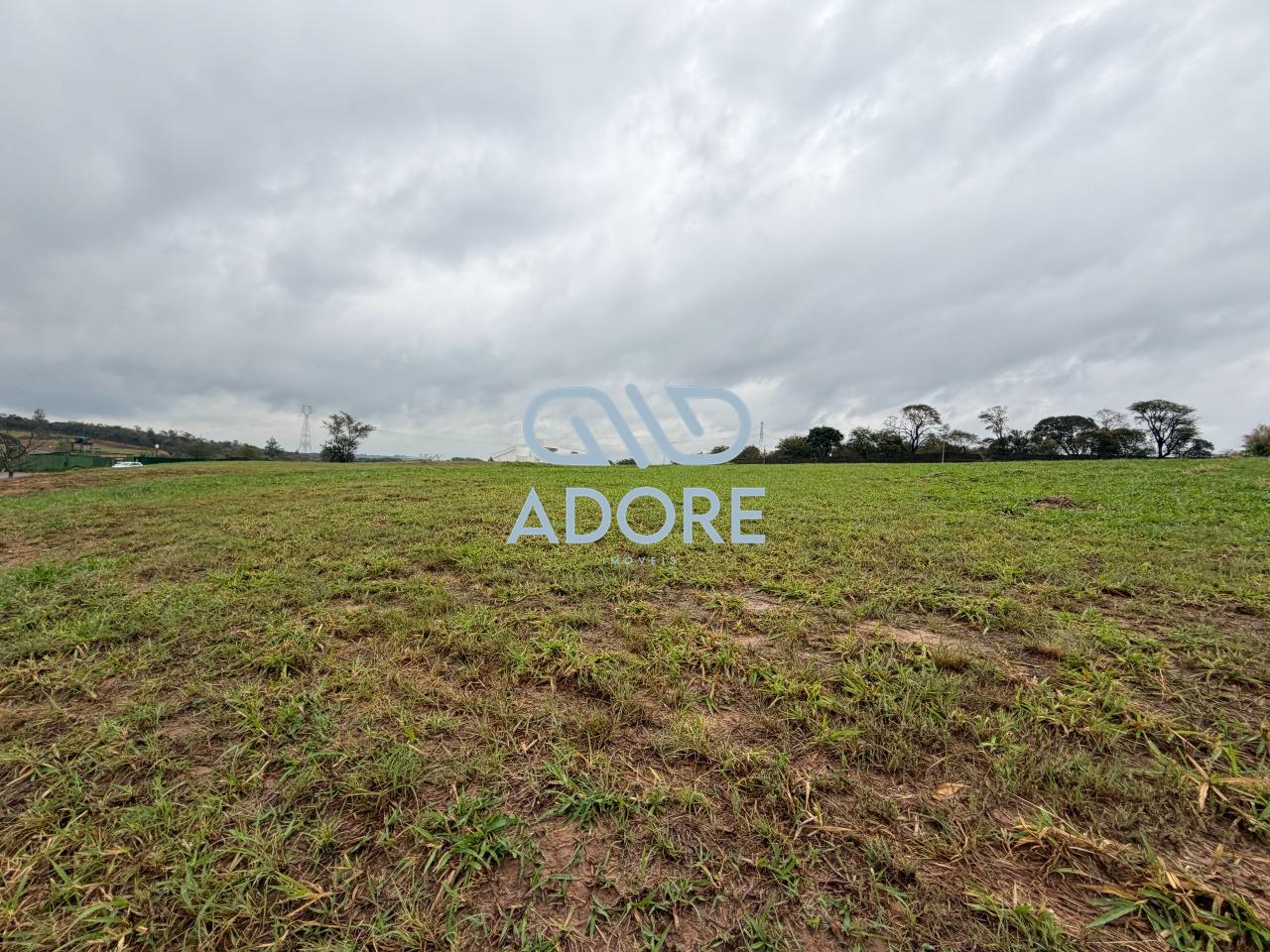 Terreno à venda no Condomínio Terras de São José II : 