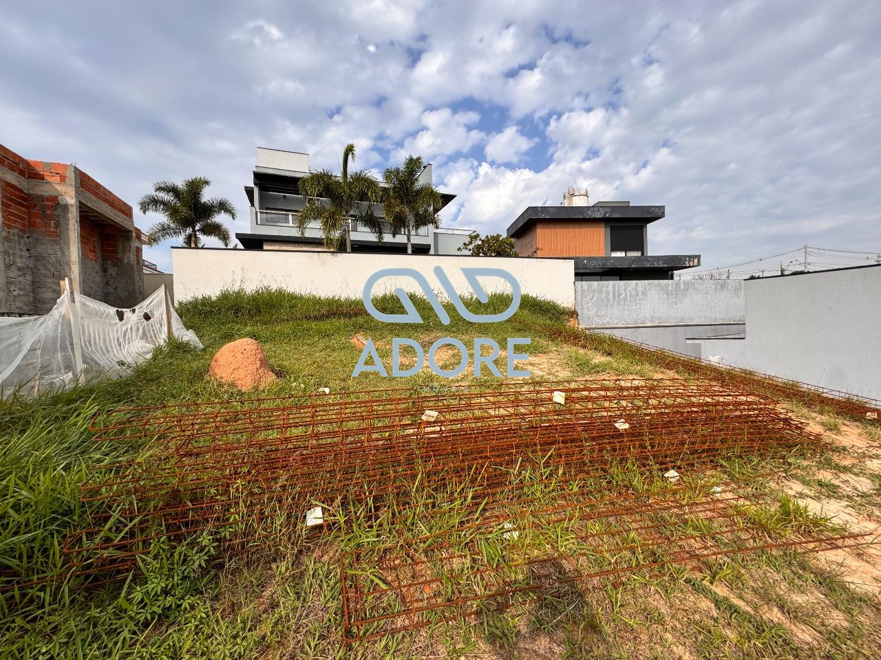 Terreno à venda no Condomínio Portal dos Bandeirantes: 
