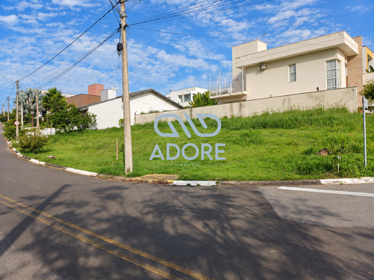 Terreno à venda no Condomínio Mirante dos Ipês: 