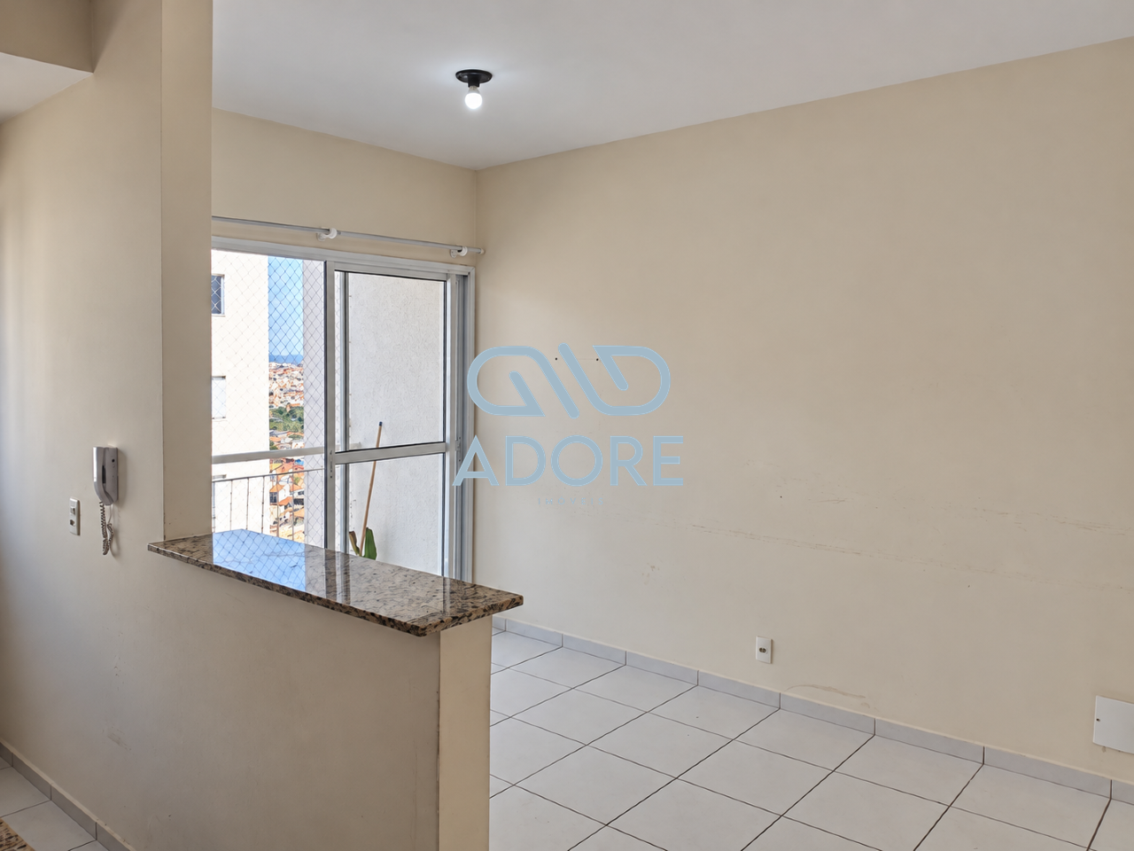 Apartamento à venda no Edifício Jardim dos Taperás: 