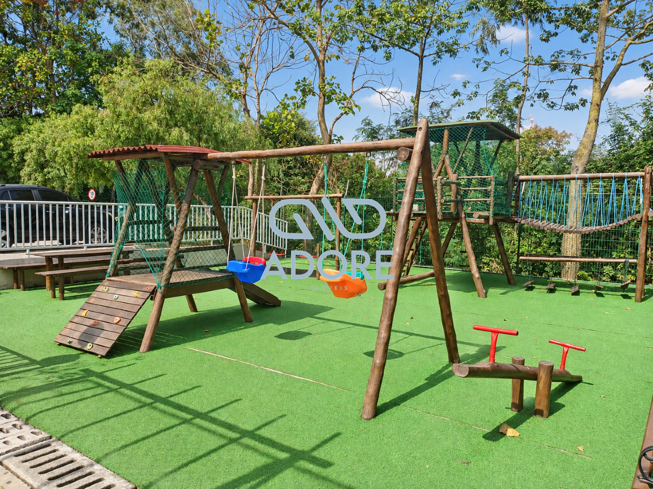 Apartamento à venda no Edifício Jardim dos Taperás: 