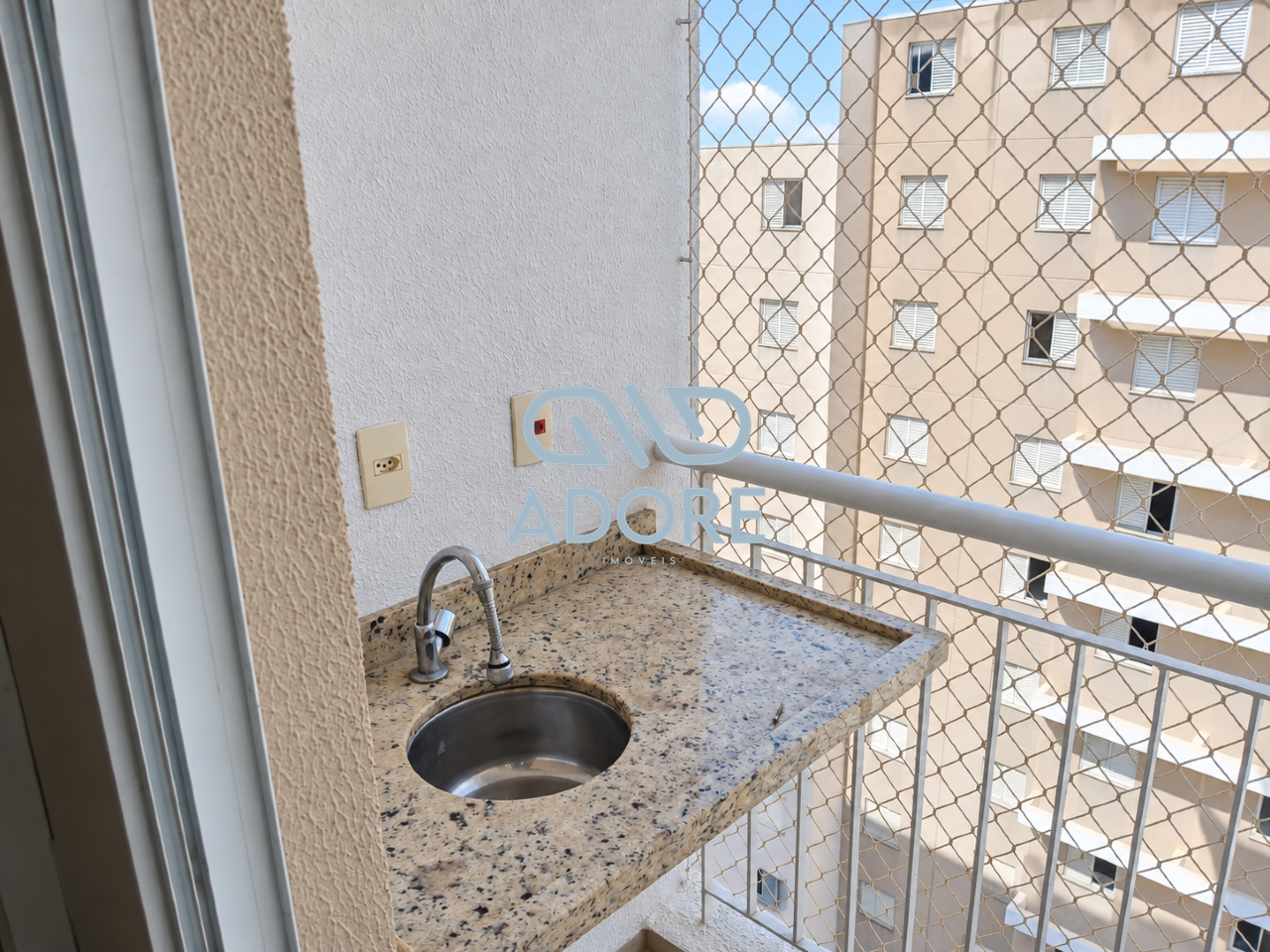 Apartamento à venda no Edifício Jardim dos Taperás: 