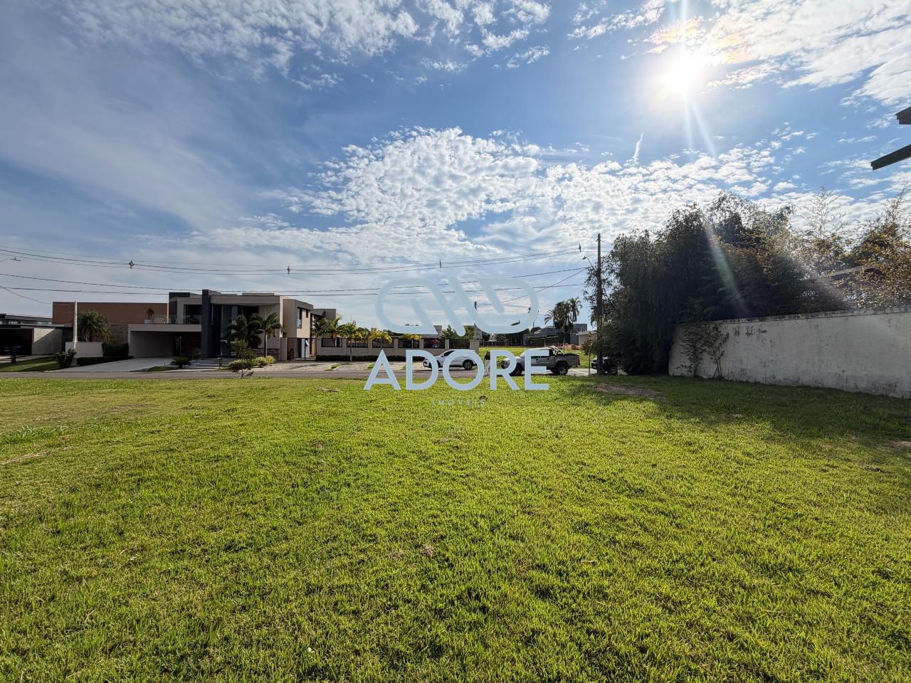 Terreno à venda no Condomínio Xapada Parque Ytu: 