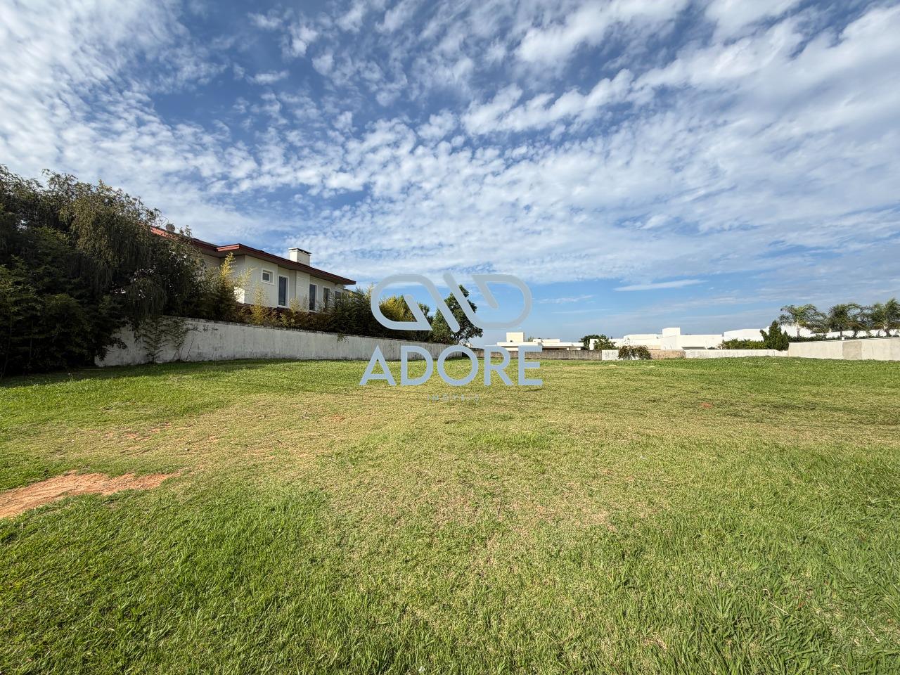 Terreno à venda no Condomínio Xapada Parque Ytu: 