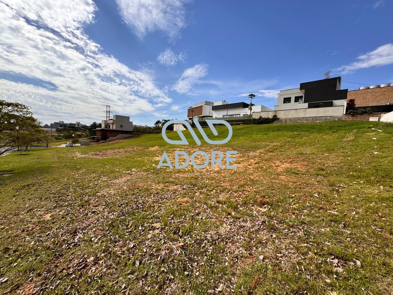 Terreno à venda no Condomínio Villas do Golfe: 