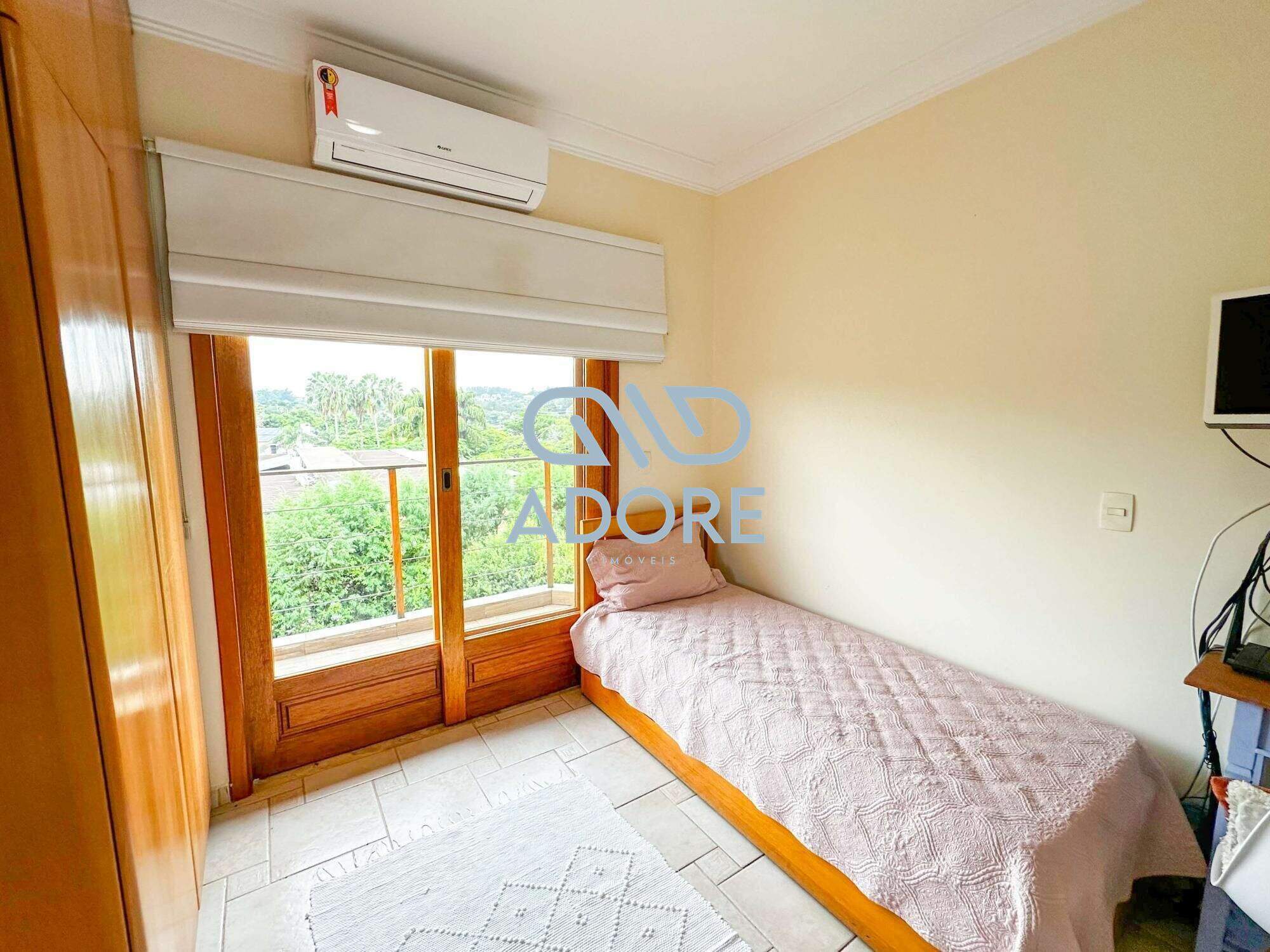 Casa de Condomínio à venda no Condomínio Fazenda Vila Real: