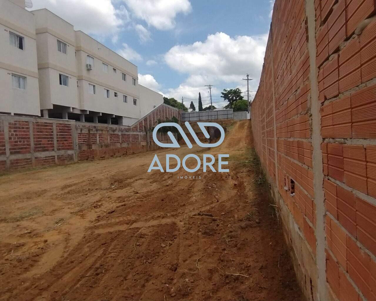 Terreno à venda no Jardim São José: 