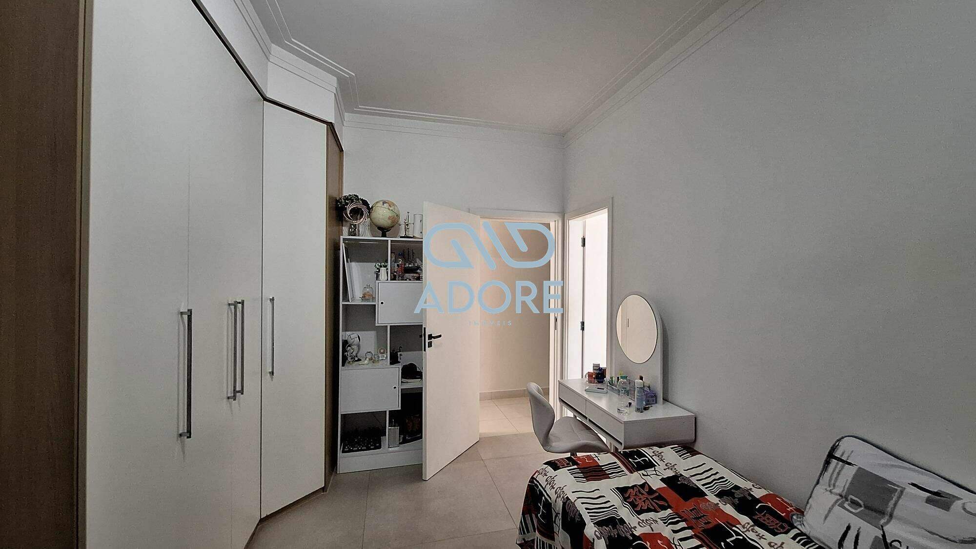 Casa de Condomínio à venda no Portal da Vila Rica: 