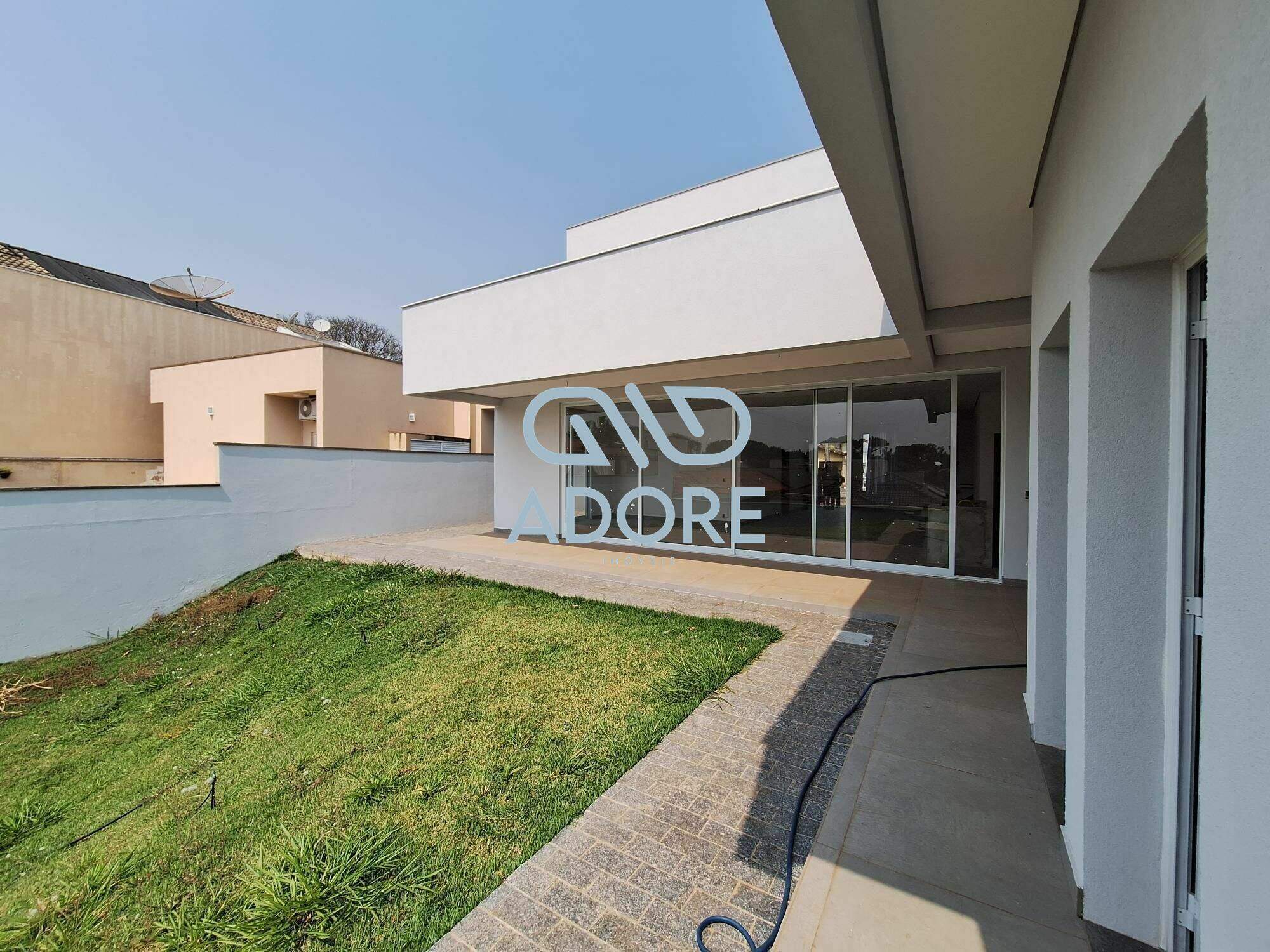 Casa de Condomínio à venda no Portal da Vila Rica: 