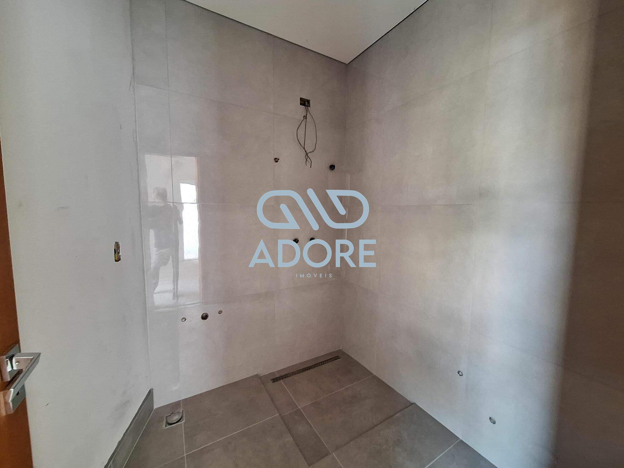 Casa de Condomínio à venda no Portal da Vila Rica: 