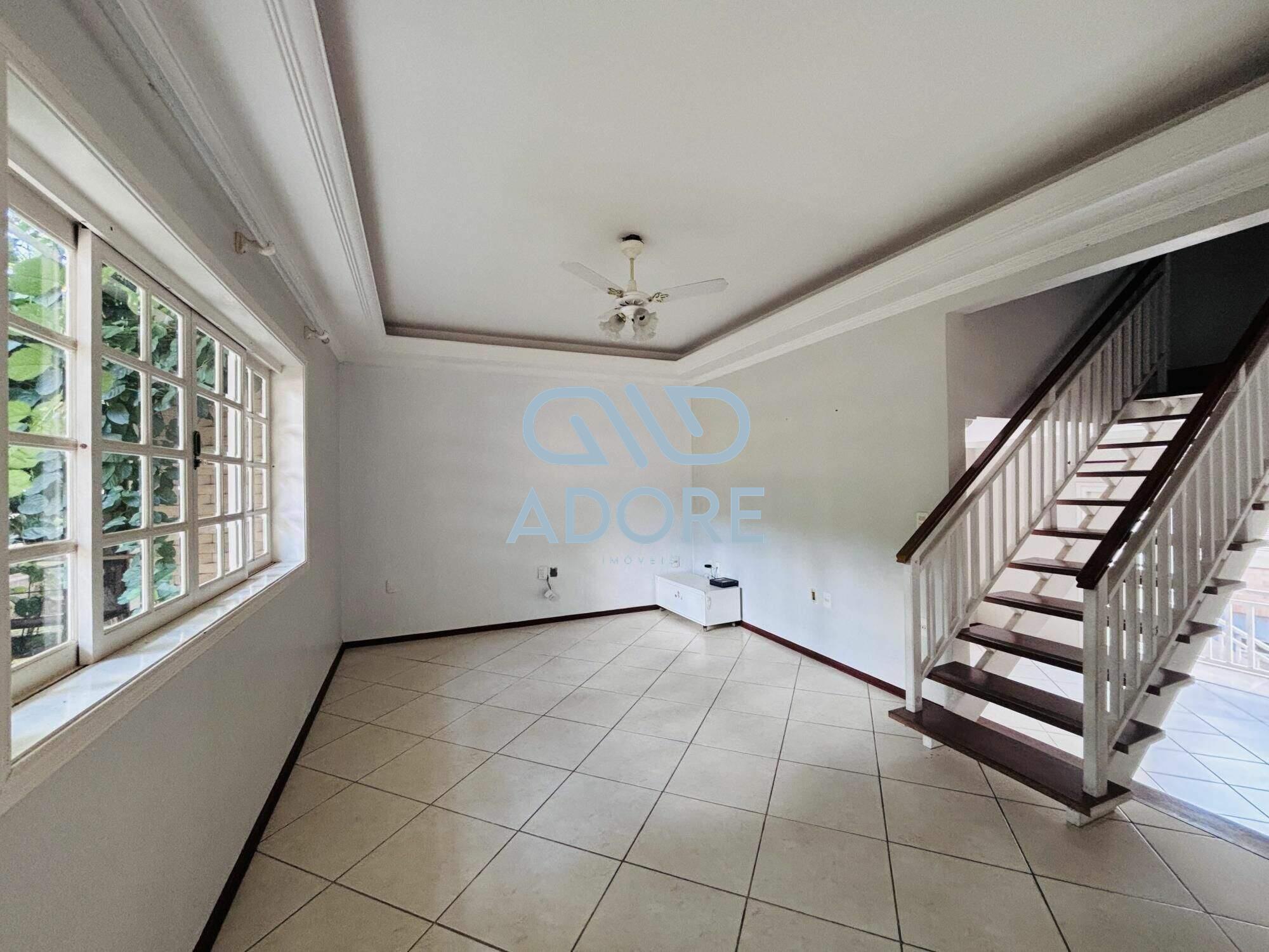 Casa de Condomínio à venda no Portal da Vila Rica: 